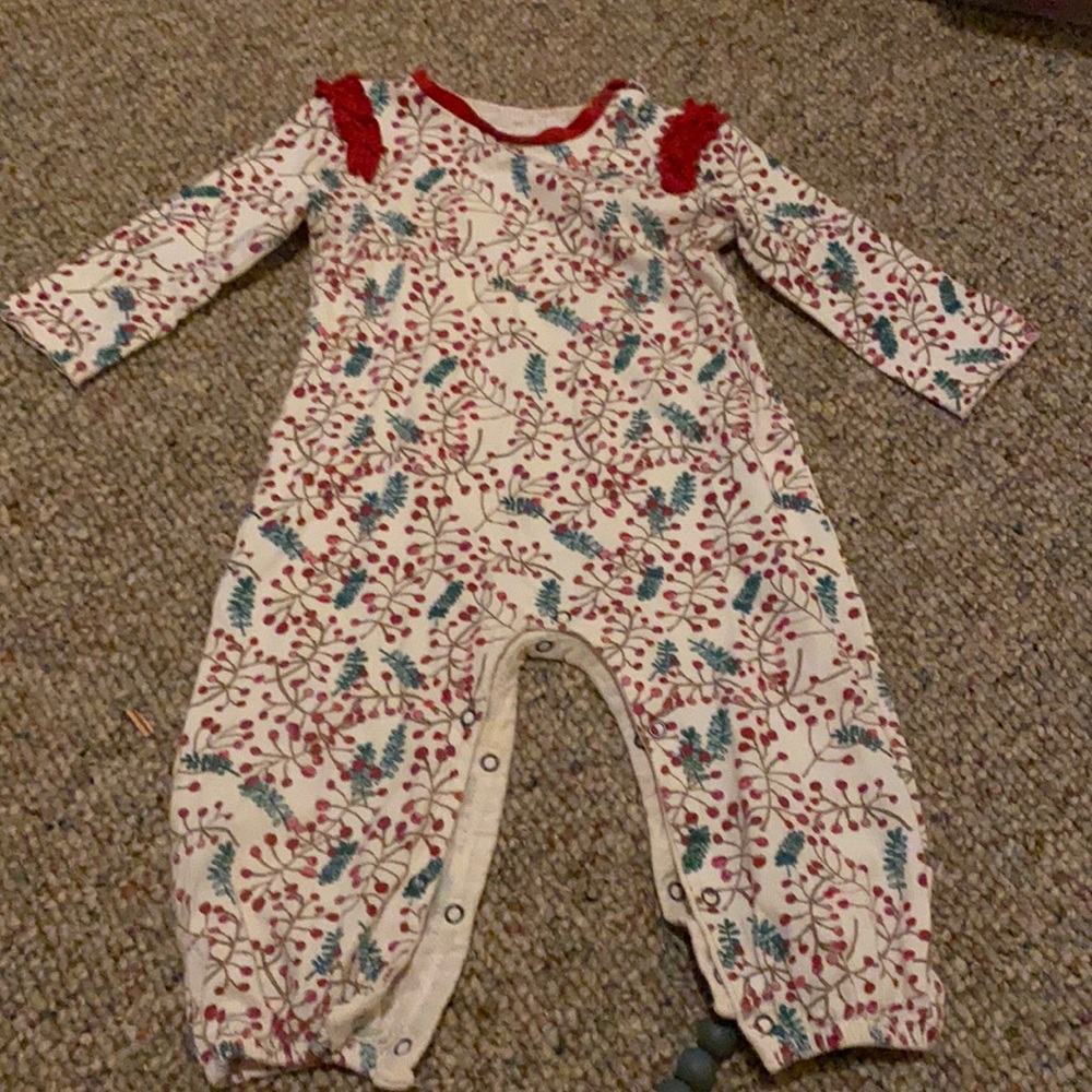 Burt’s Bees 6-9 month romper